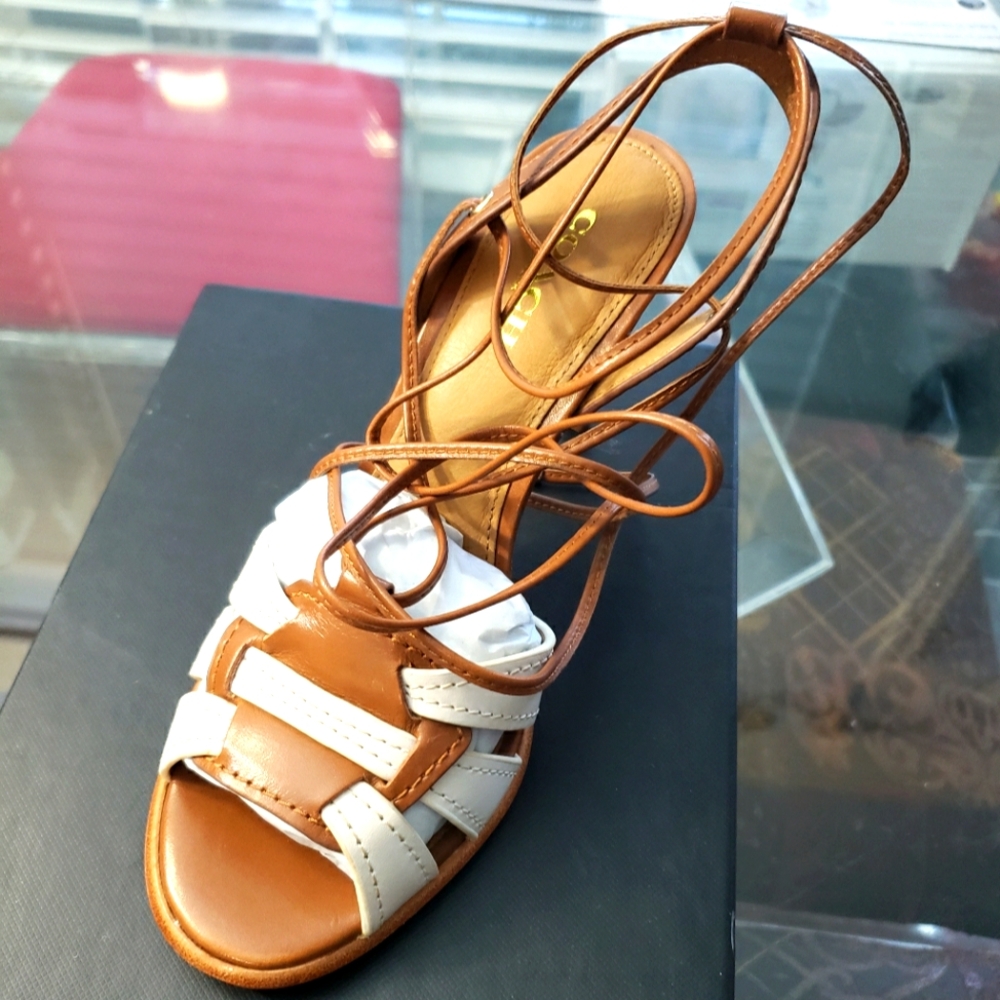 Coach Kiara Leather Lace Up Sandal SZ 5.5M - Chalk/Saddle NWT